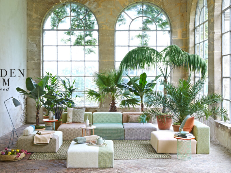 How about a garden inside your apartment? Seven ideas