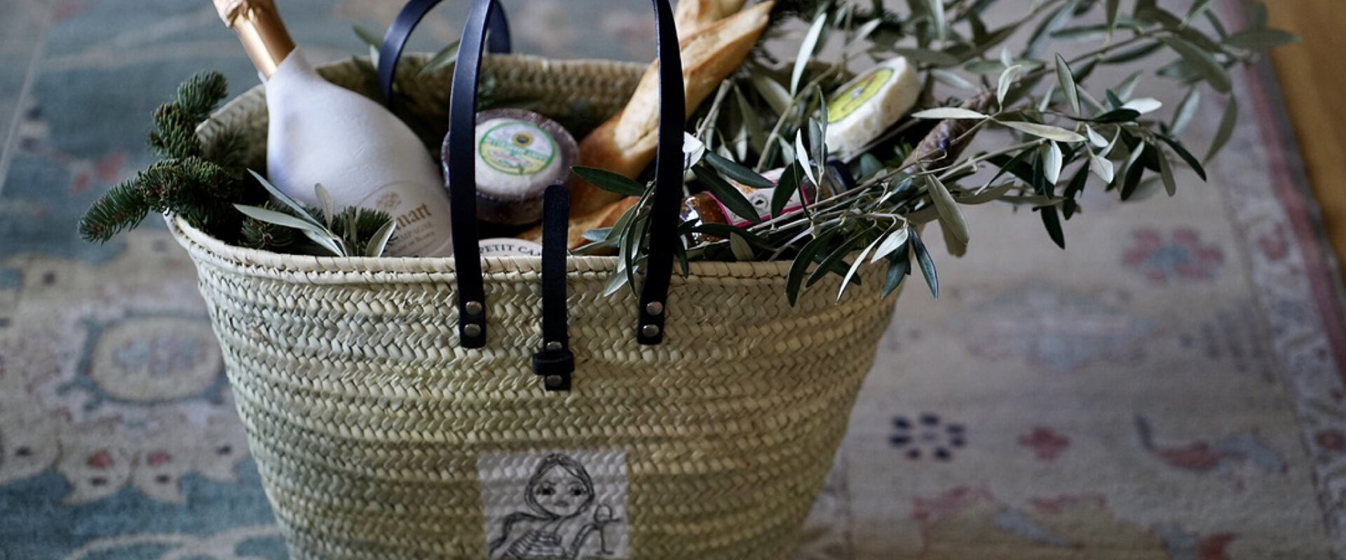 Gift basket delights by Ruinart  