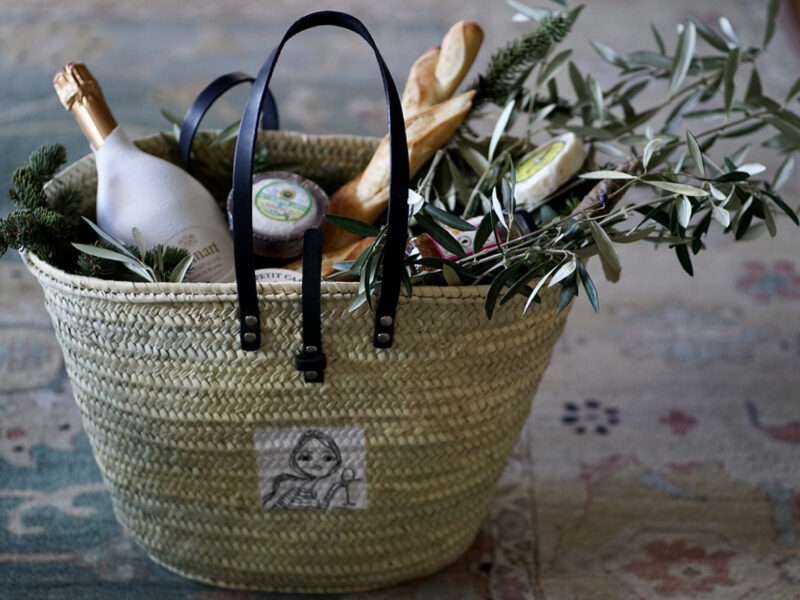 Gift basket delights by Ruinart  