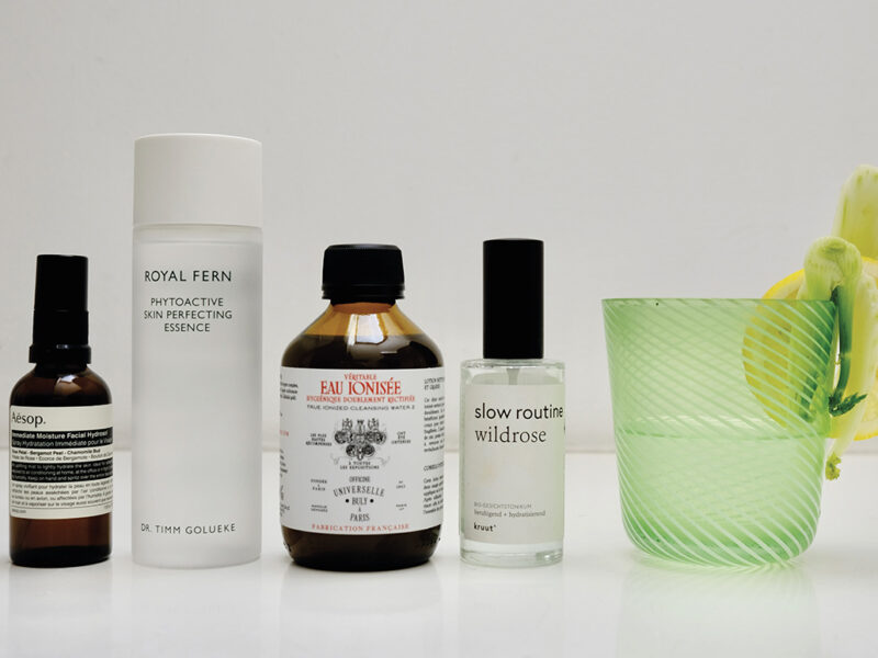Five refreshing facial mists for autumn