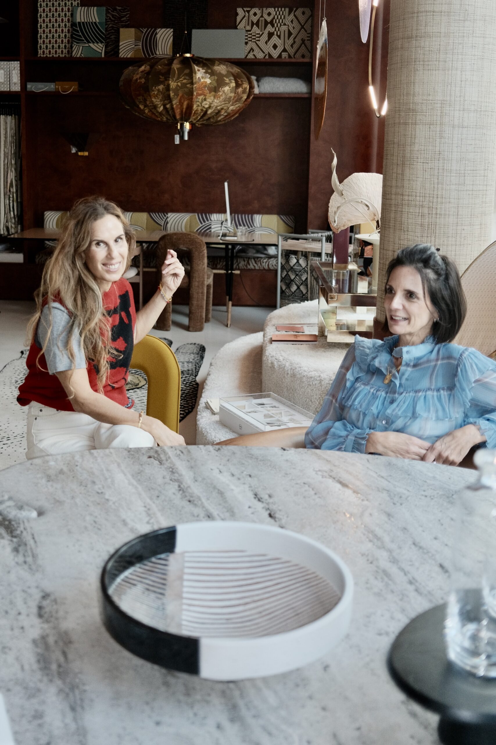 Stephanie Thatenhorst and Jasmin Khezri in the showroom